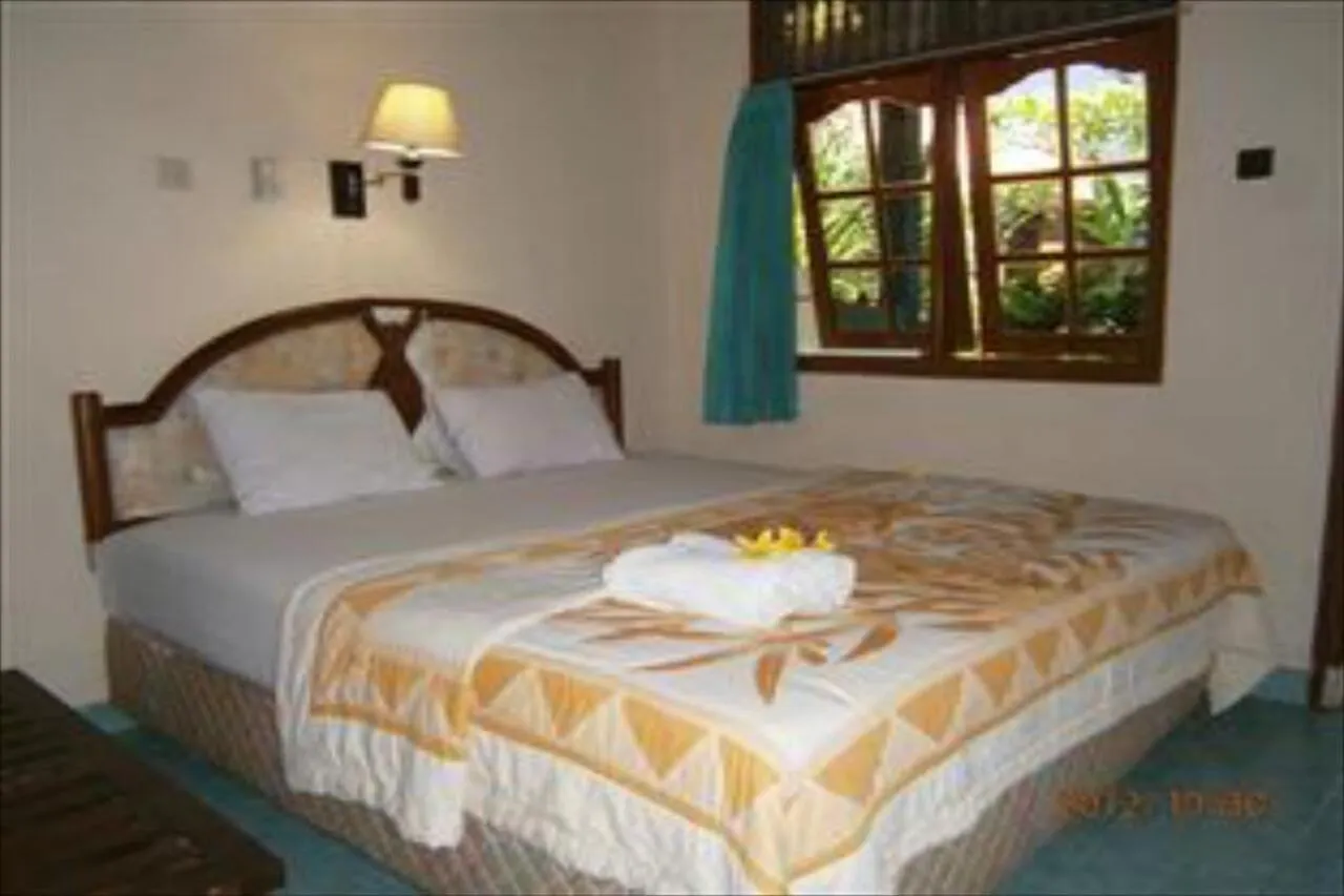 Guest house Adus Beach Inn Legian