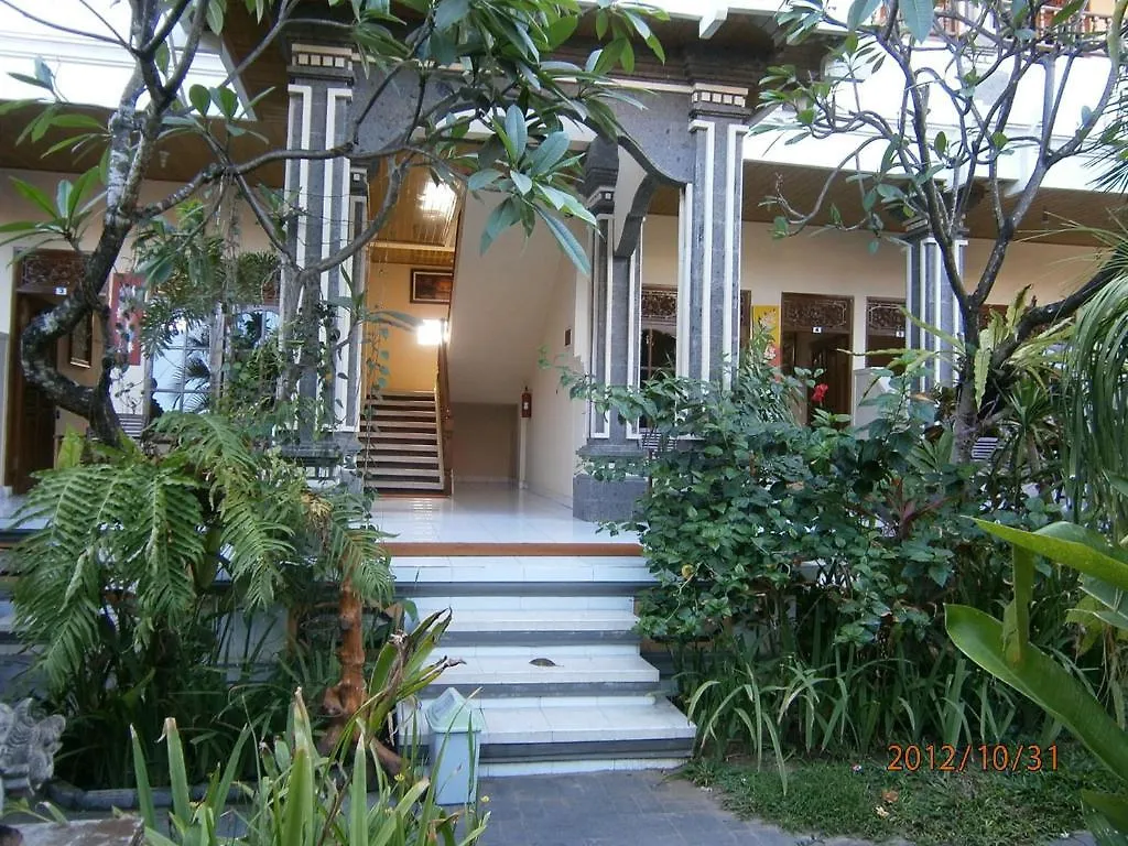 Adus Beach Inn Legian  2*, Legian (Bali) Indonesia